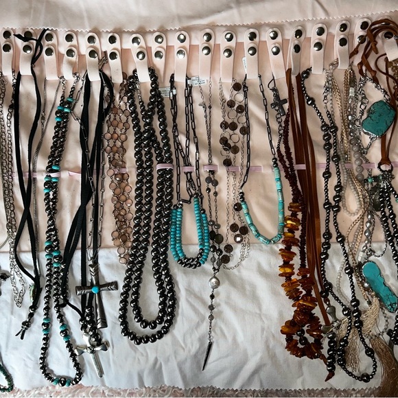 Show? I can deliver if you like & tell me what you want, ♥️ for notification - Picture 4 of 8